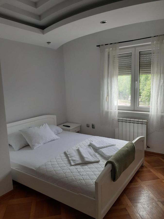 Loznicki Stan Na Dan 2 - Stan Na Dan Loznica Apartment Ngoại thất bức ảnh